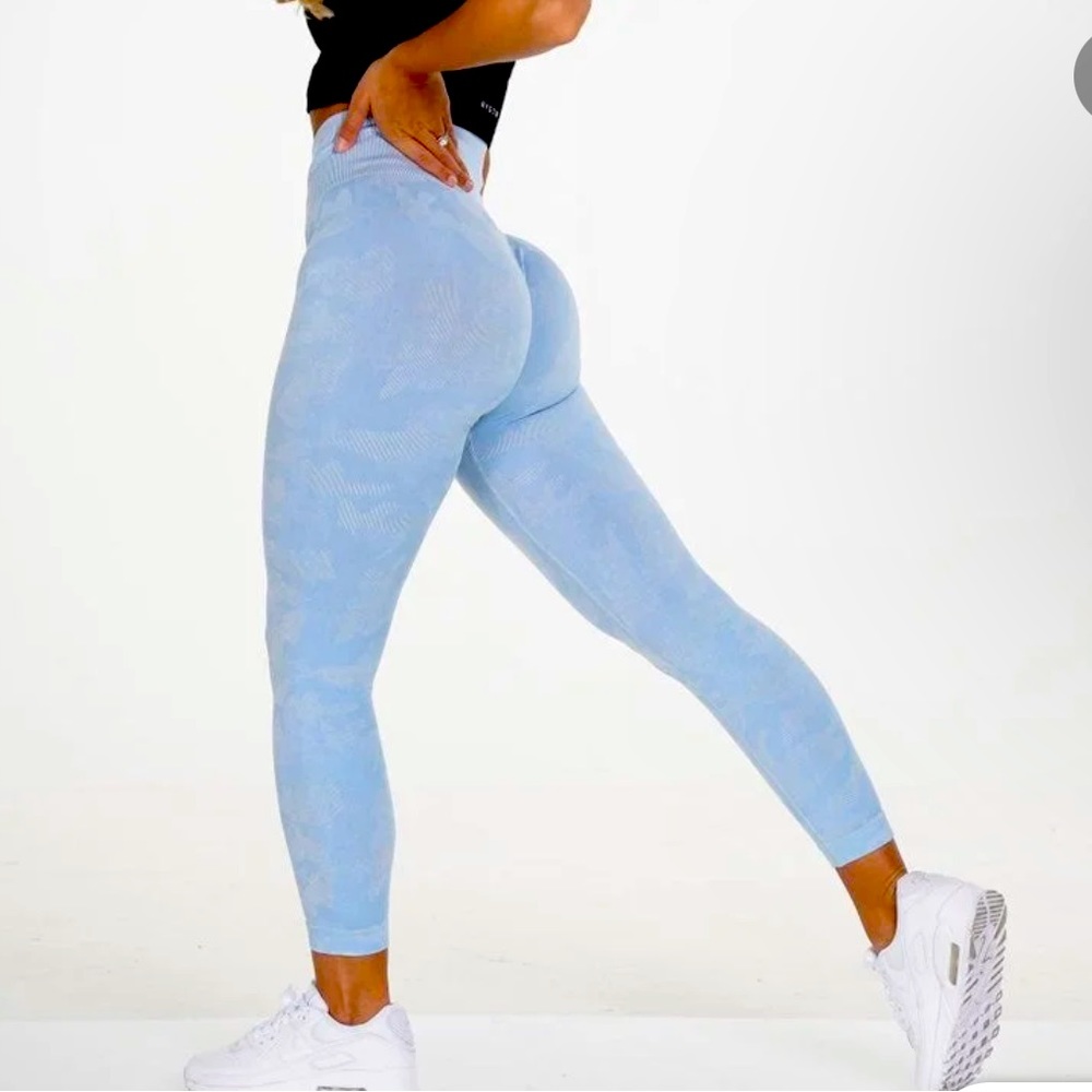 NVGTN Icy blue camo leggings